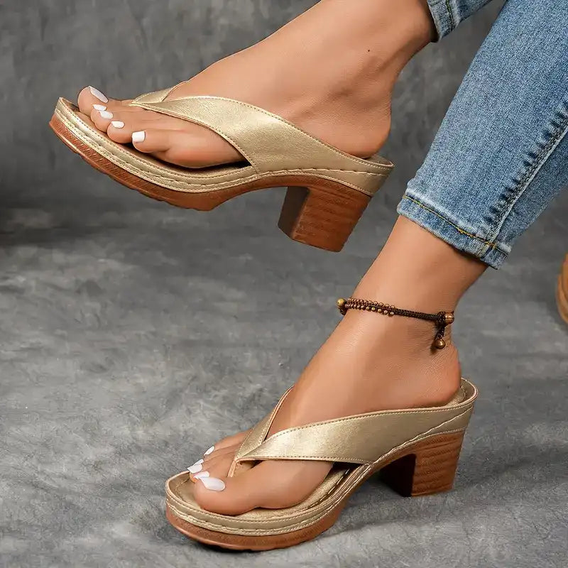 Yasmin - Elegant Relaxed Sandals